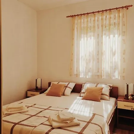 Milla 2 Apartman *